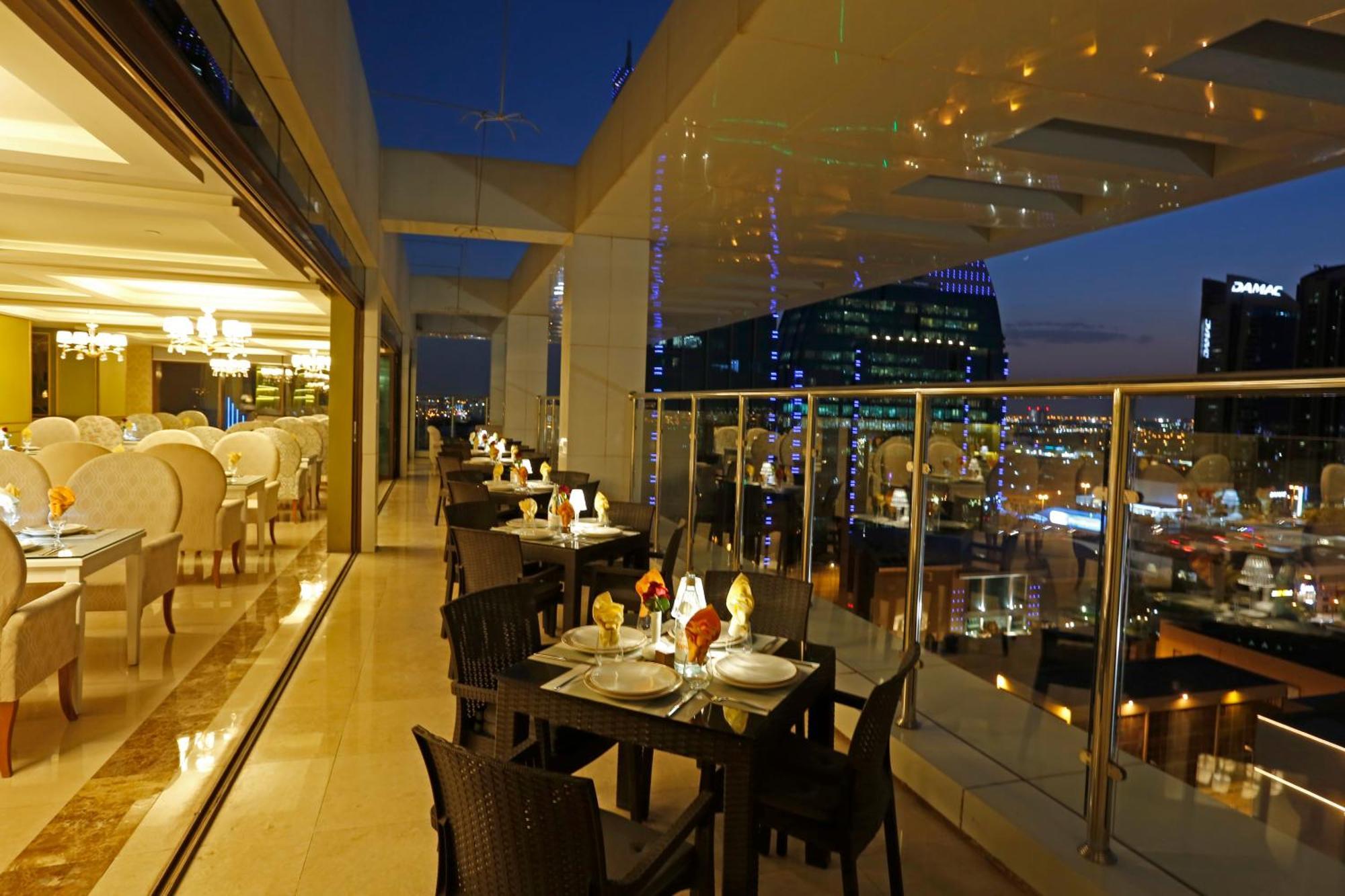 Cantonal By Warwick Hotel 4*