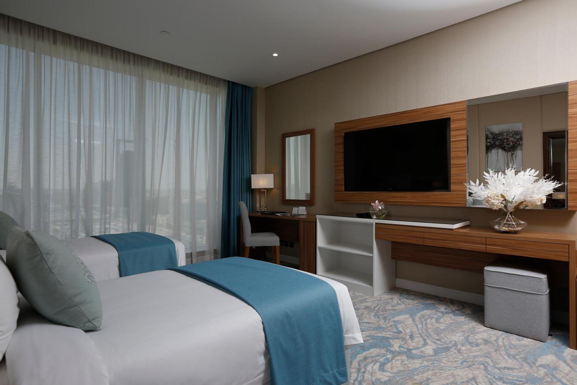 Cantonal By Warwick Hotel 4*