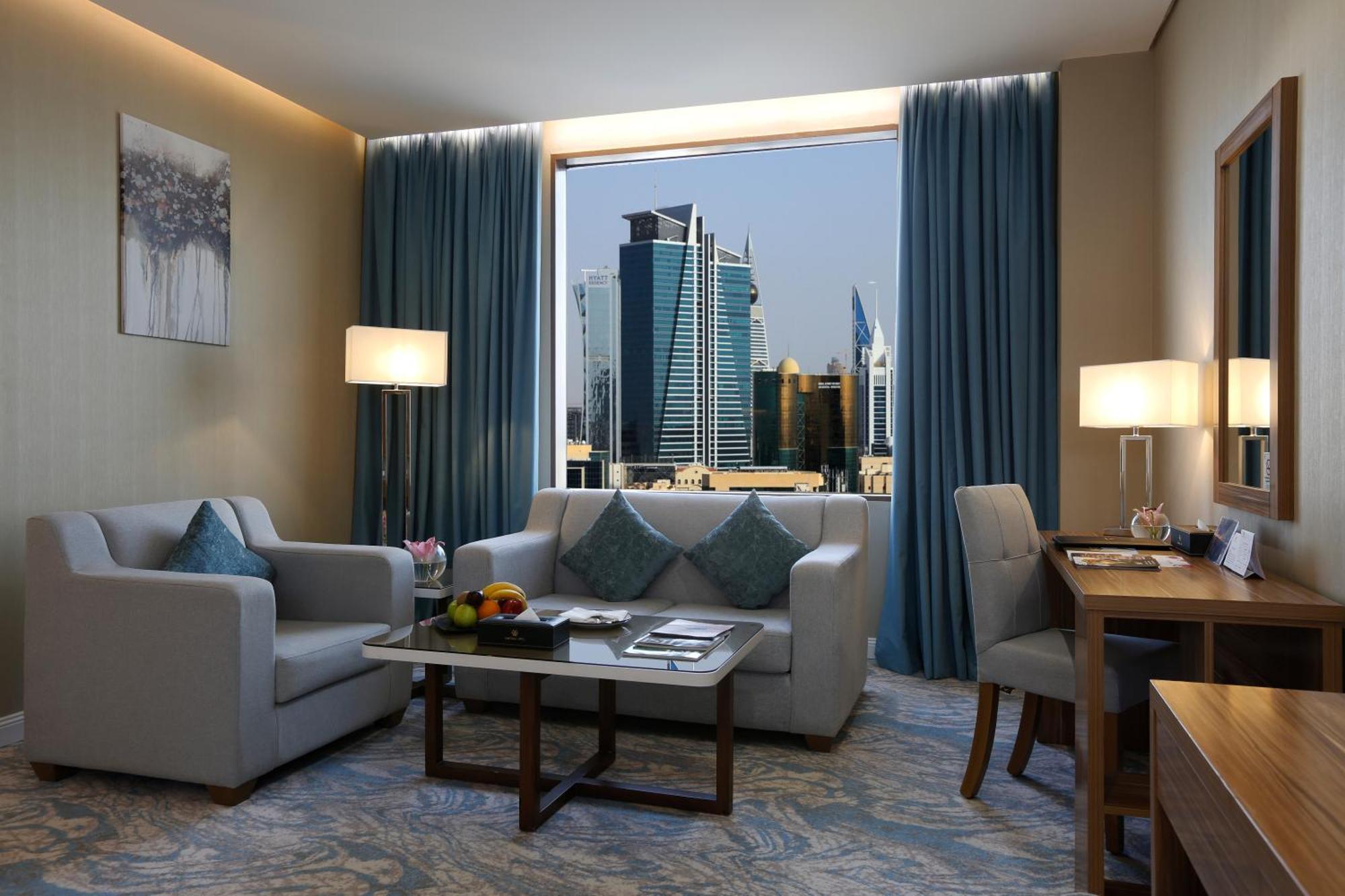 Hotel Cantonal By Warwick 4*