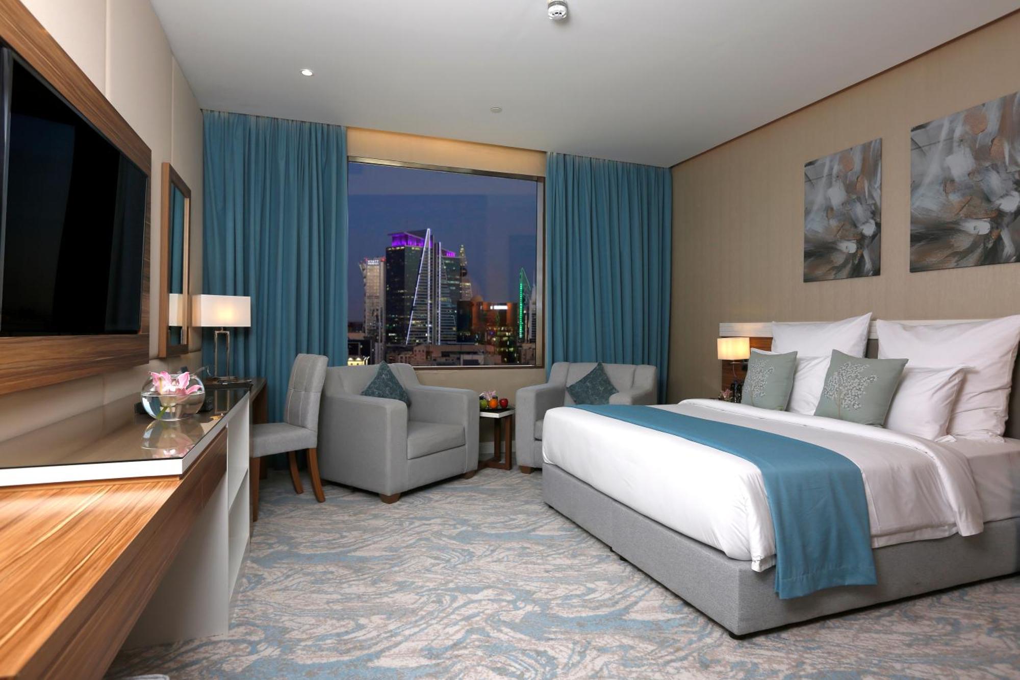 Hotel Cantonal By Warwick 4*