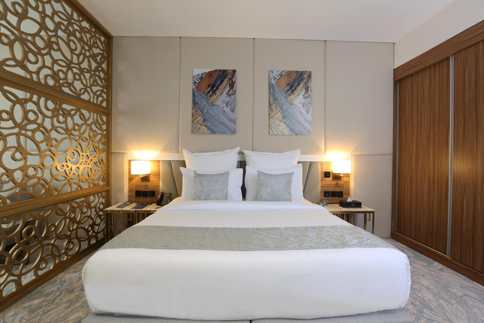 Cantonal By Warwick 4*